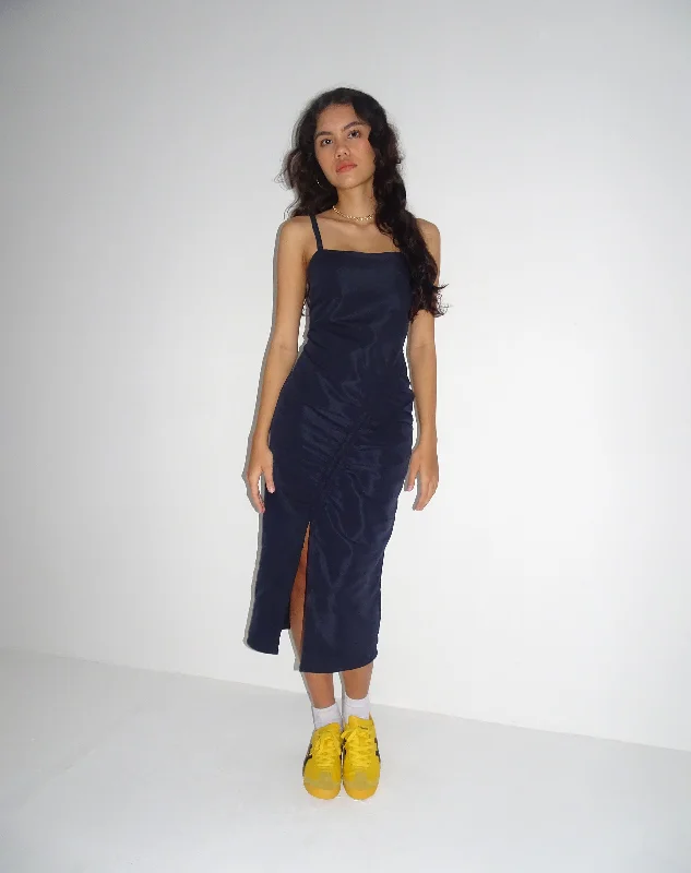 casual jersey midi dress-Daisha Midi Dress in Navy