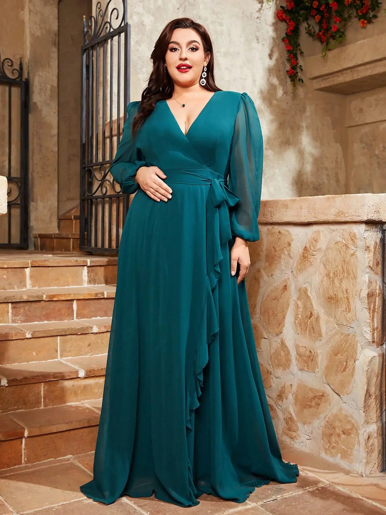 formal cocktail dress-Green Plus Size Chiffon Crossover Style Party Dress