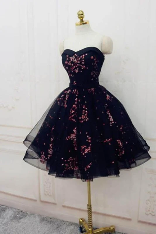 sparkly evening gown-Black Cute Sweetheart Tulle Formal Dresses Puffy Strapless Appliqued Homecoming Dress