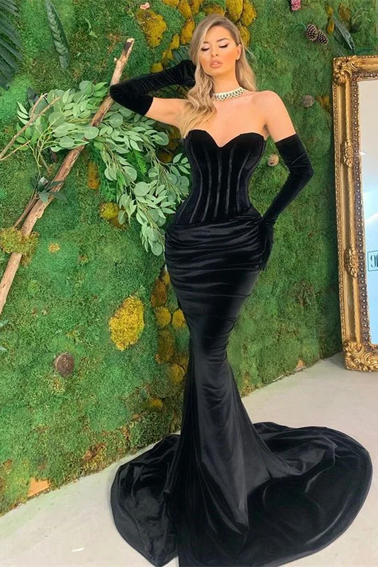 satin evening dress-Black Sweetheart Velvet Mermaid Prom Dress