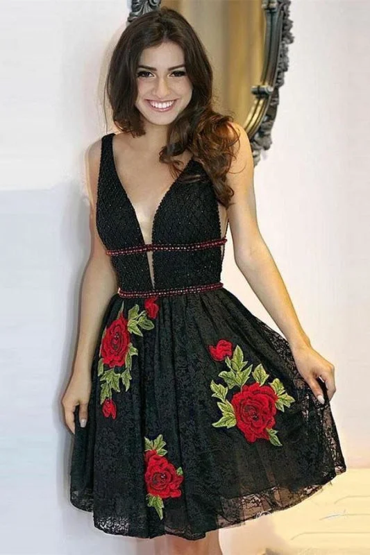 sleeveless tulle evening dress-Deep V Neck Junior Homecoming Dresses with Flowers Sexy Lace Black Dress